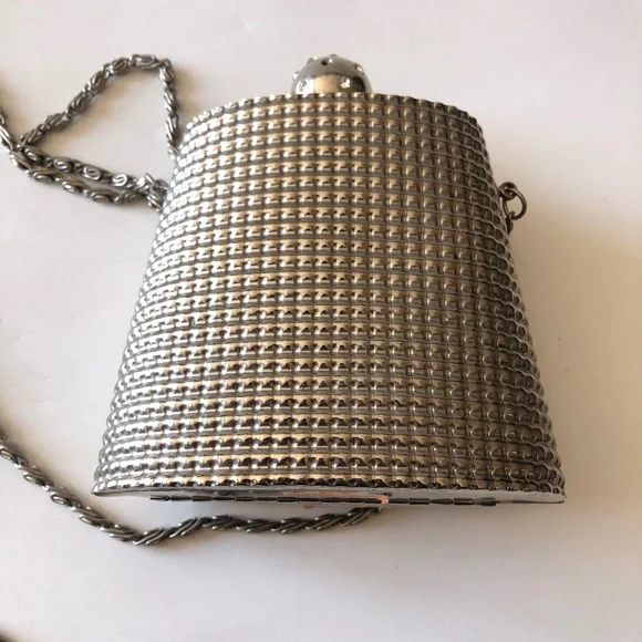 Vintage Silver Mini Chain Shoulder Bucket Bag - Picture 9 of 9